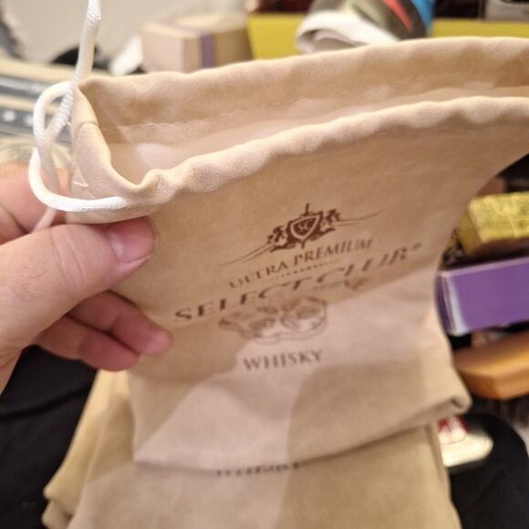 Lot of 13 Drawstring Faux Leather Gift Bag SELECT CLUB Pecan Praline Whisky - Picture 3 of 3